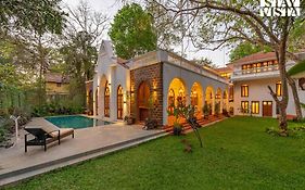 Kismet Villa- Comp Breakfast With Pvt Lawn & Pool By Stayvista